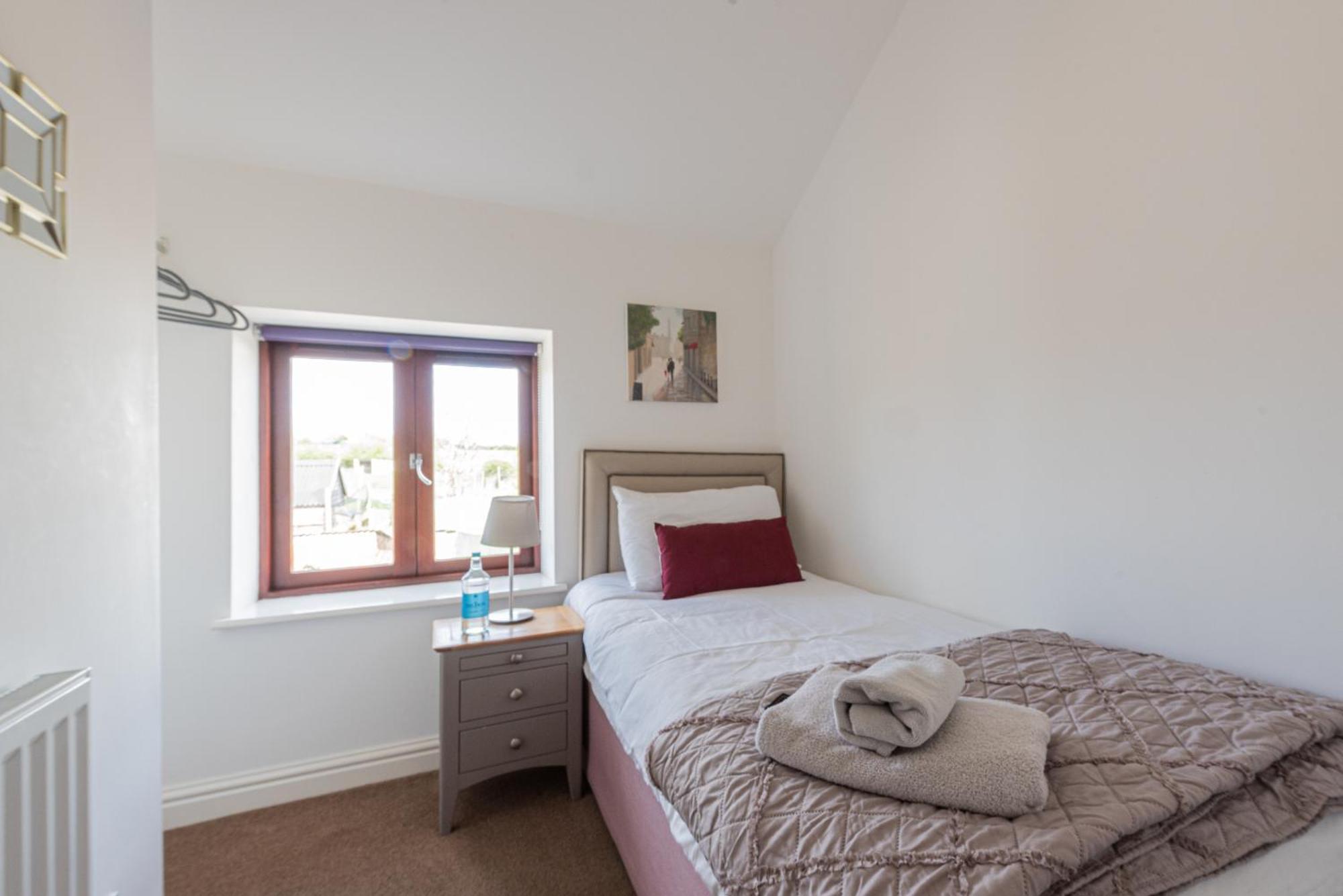 Brook Farm Barn Villa Фродшам Екстериор снимка
